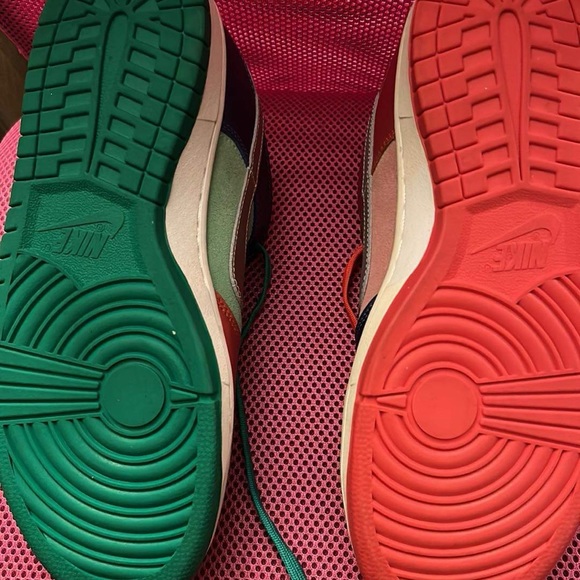 Nike low dunks - Picture 2 of 3